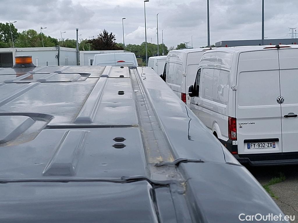  Renault  Master RENAULT TRUCKS  / 2010 / 4P / Fourgon tôlé RED EDITION VAN FWD 3T5 E6 L2H2 #42