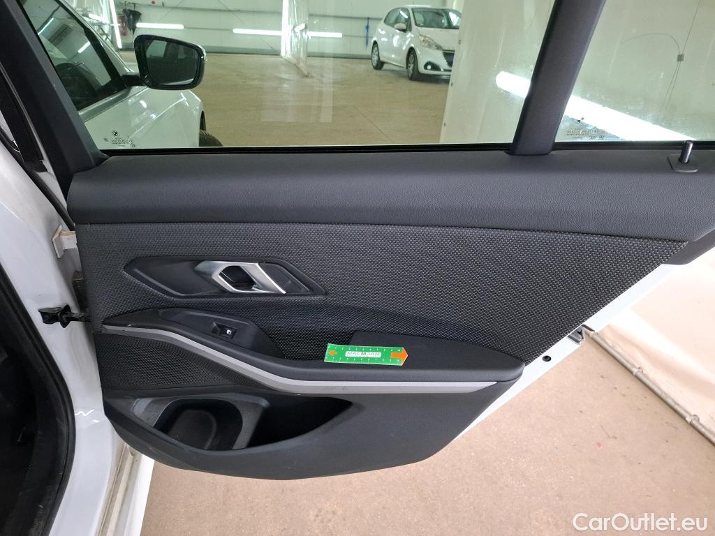  Bmw  Serie 3 Série 3 Touring 318 d Lounge 2.0 150CV BVA8 E6d #13