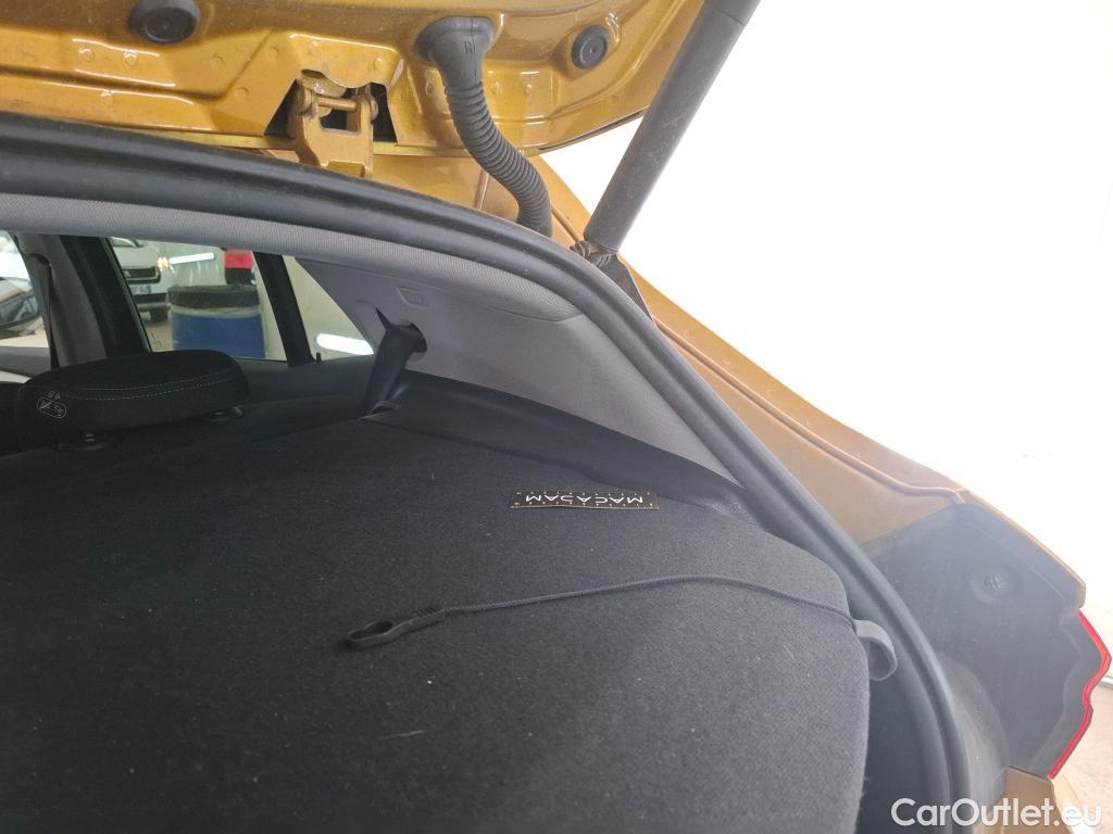  Bmw  X2 Série  sDrive 18d Lounge 2.0 150CV BVA8 E6d #12
