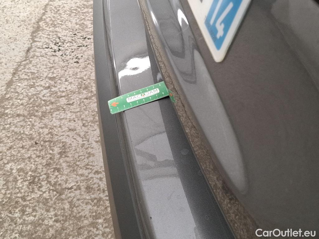  Citroen  C4  Berline Feel Pack Business 1.5 BlueHDI 130CV BVA8 E6d #6