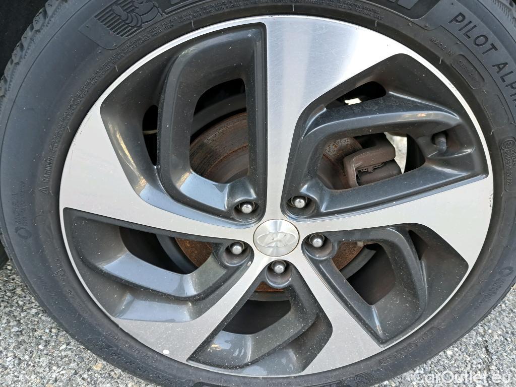 Hyundai  Tucson  Executive 2WD 1.7 CRDi 140CV BVA7 E6 #72