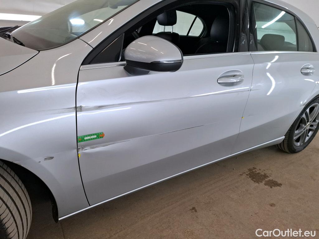  Mercedes  A-Klasse MERCEDES-BENZ Classe A Compact / 2018 / 5P / Berline A 180 d Business Line #1