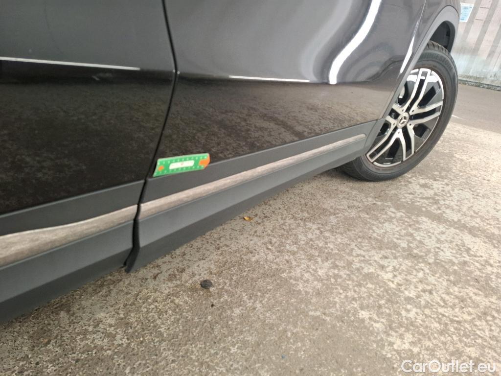  Mercedes  GLA MERCEDES-BENZ  / 2020 / 5P / SUV 2.0  200 D BUSINESS LINE DCT #27