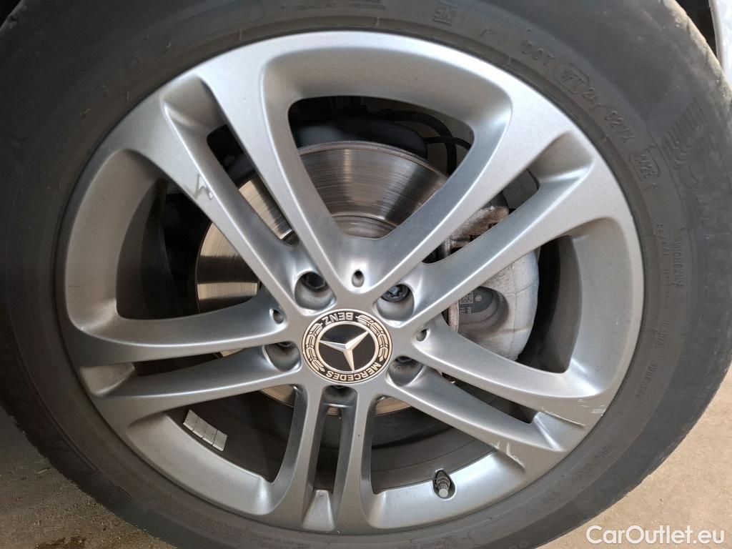  Mercedes  A-Klasse MERCEDES-BENZ Classe A Compact / 2018 / 5P / Berline A 180 d Business Line #32