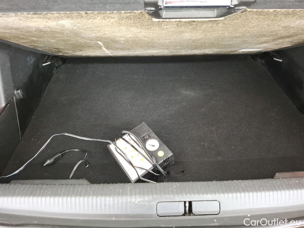  Peugeot  2008  Active Pack 1.2 PureTech 130CV BVA8 E6d #22