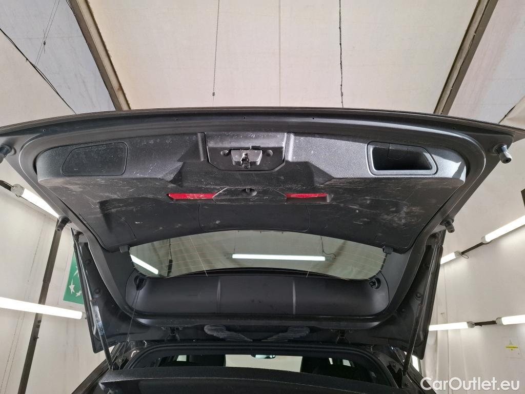  Peugeot  3008  II GT 1.5 HDi 130CV BVA8 E6d #14