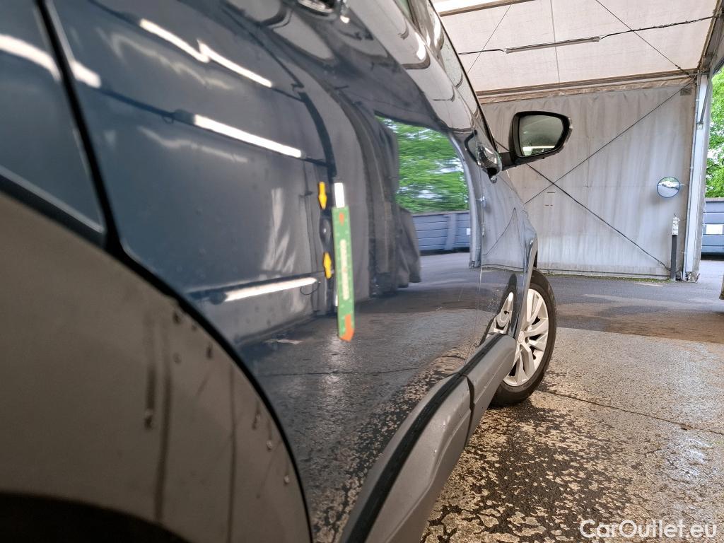  Peugeot  3008  Active Pack 1.5 HDi 130CV BVA8 E6d #5