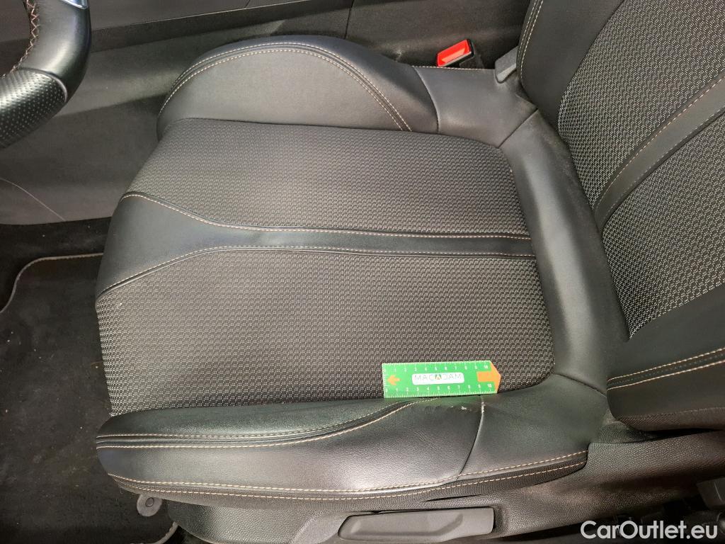  Peugeot  3008  II GT 1.5 HDi 130CV BVA8 E6d #4