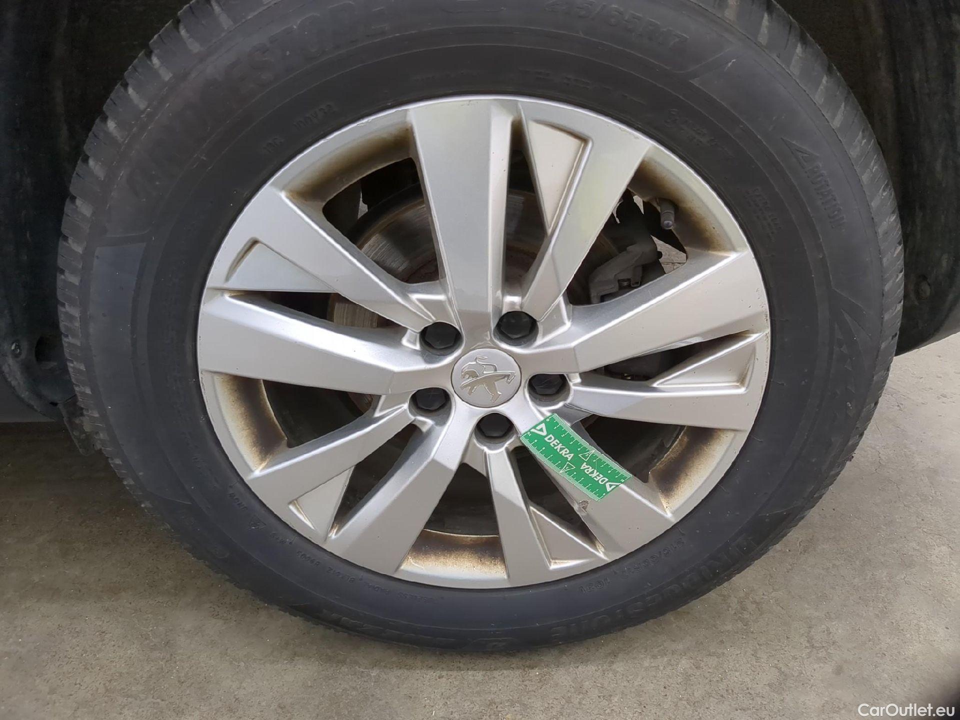  Peugeot  3008  II Active Business 1.2 PureTech 130CV BVA8 E6d #28
