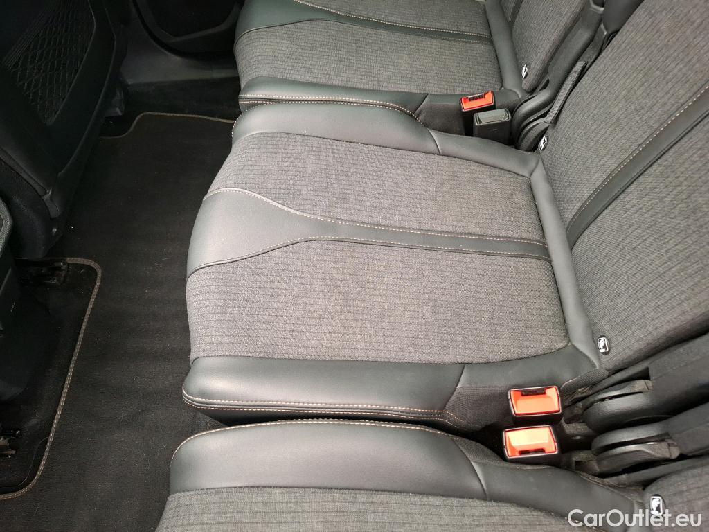  Peugeot  5008  GT Line 1.5 HDi 130CV BVA8 E6dT #74