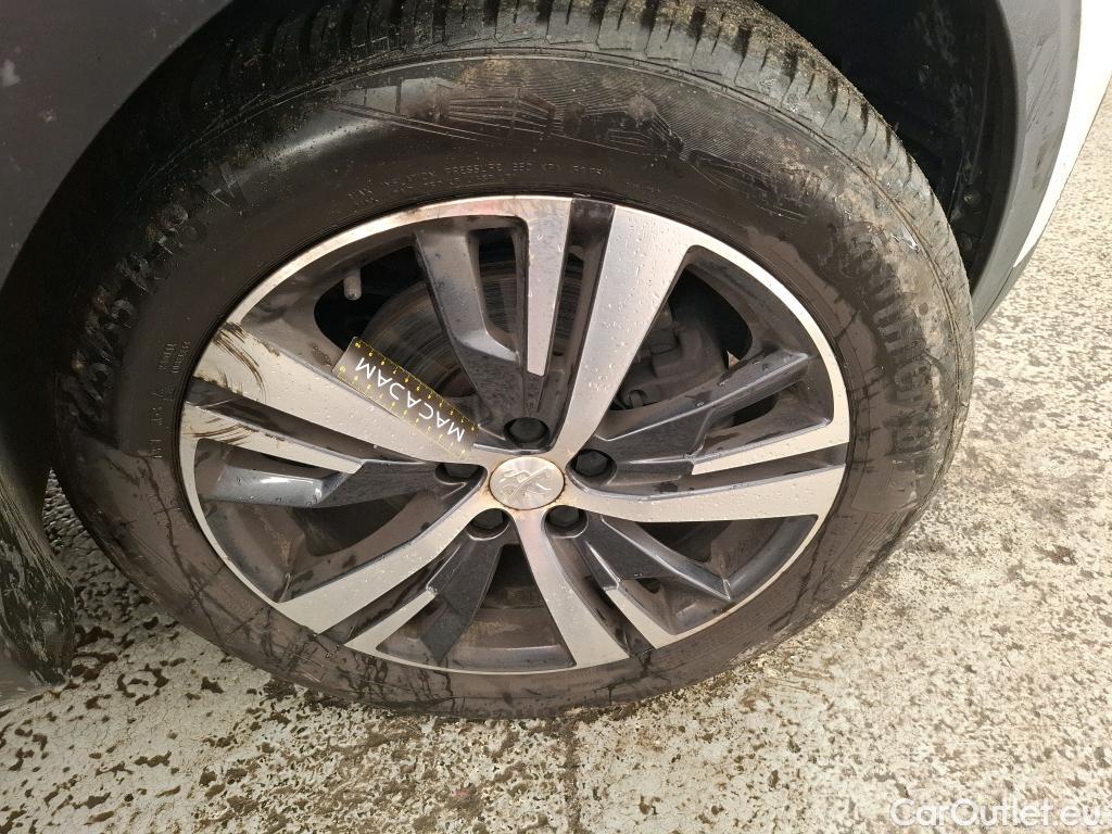  Peugeot  5008  Allure 1.5 HDi 130CV BVM6 E6d #25