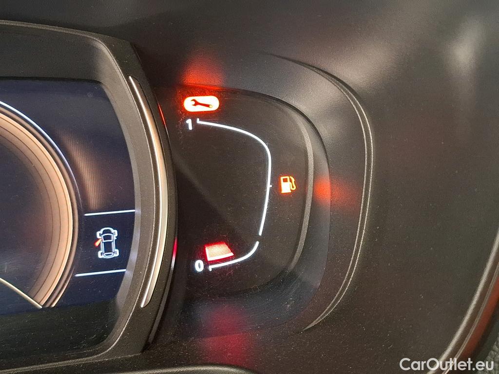  Renault  Kadjar RENAULT  / 2018 / 5P / Crossover Evolution dCi 115 EDC #22