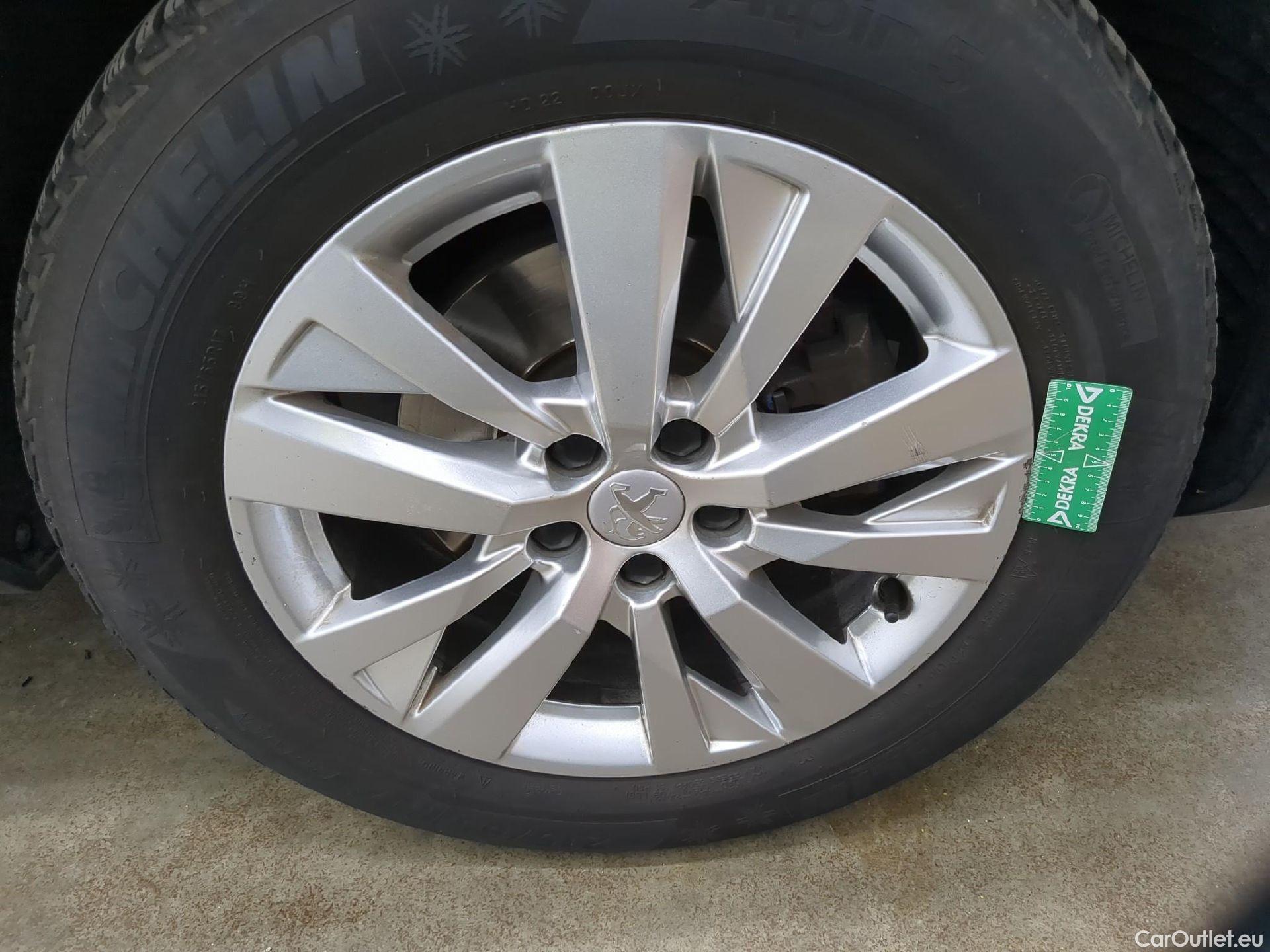  Peugeot  3008  Active Business 1.5 HDi 130CV BVA8 E6dT #5