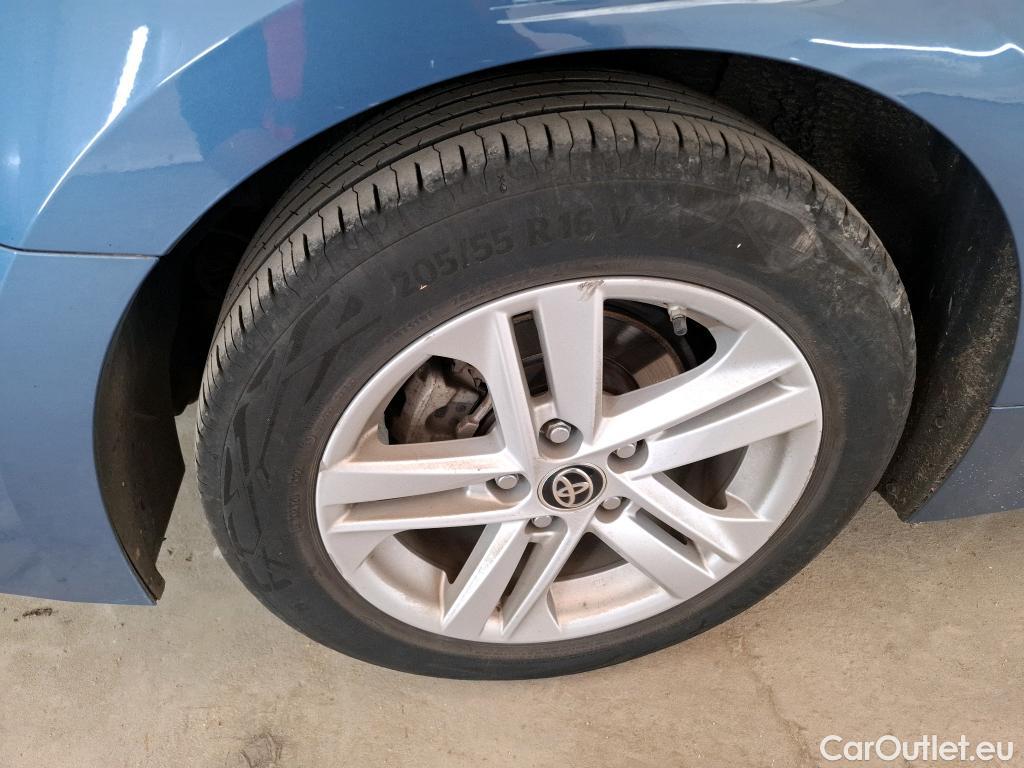  Toyota  Corolla TOYOTA  Touring Sports / 2018 / 5P / Break Hybride 122h Dynamic Business Supp Lomb #12