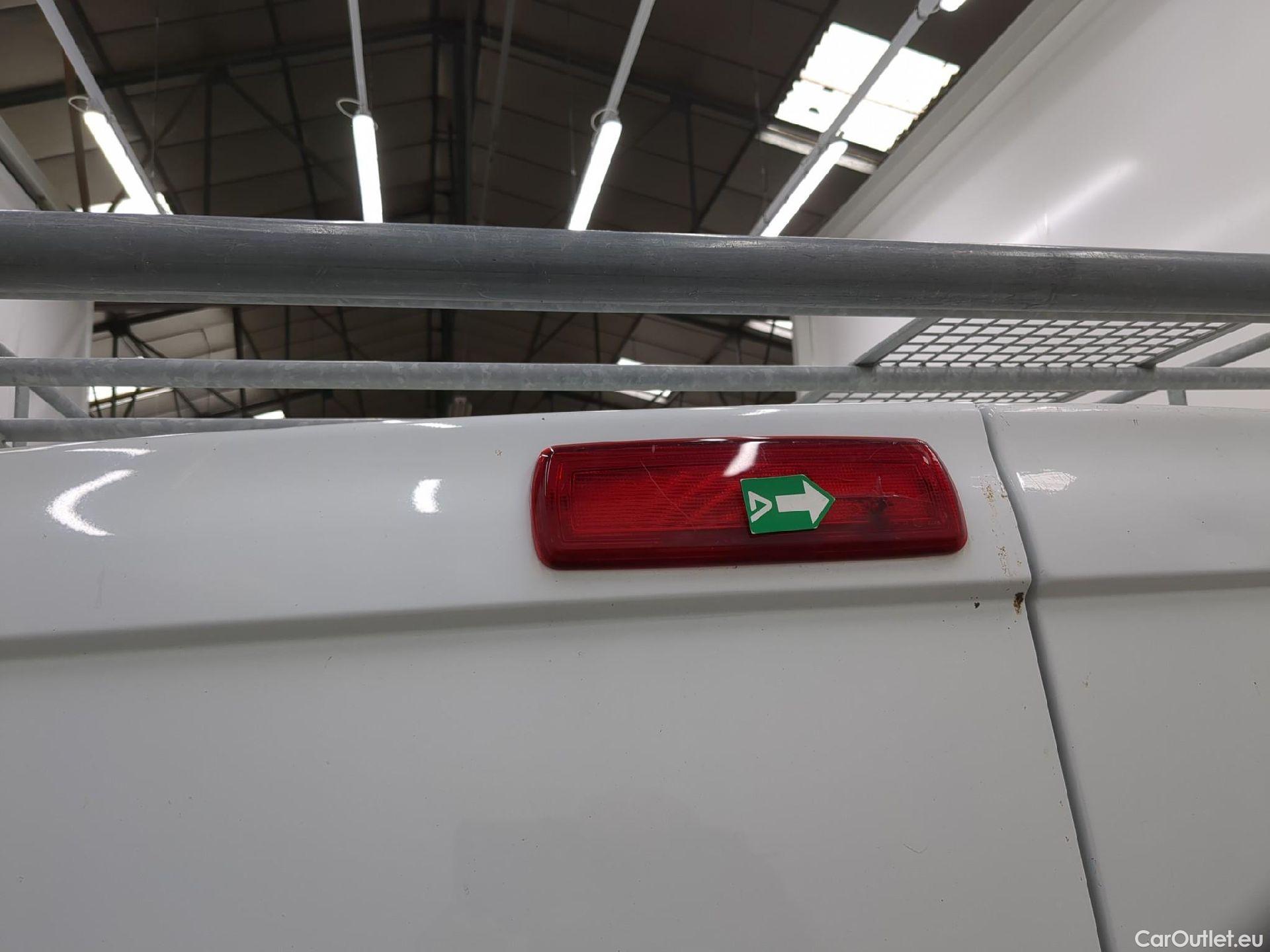  Renault  Trafic  Fourgon Grand Confort L2H1 1200 1.6 dCi 125CV BVM6 E6 #26