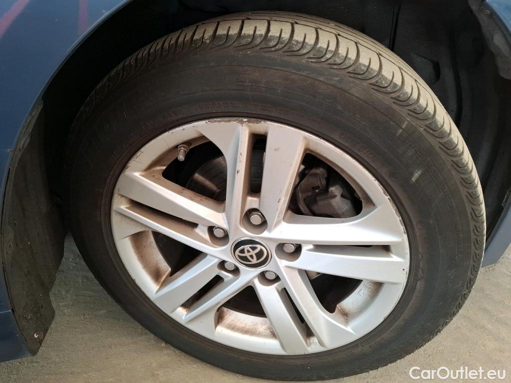  Toyota  Corolla TOYOTA  Touring Sports / 2018 / 5P / Break Hybride 122h Dynamic Business Supp Lomb #23