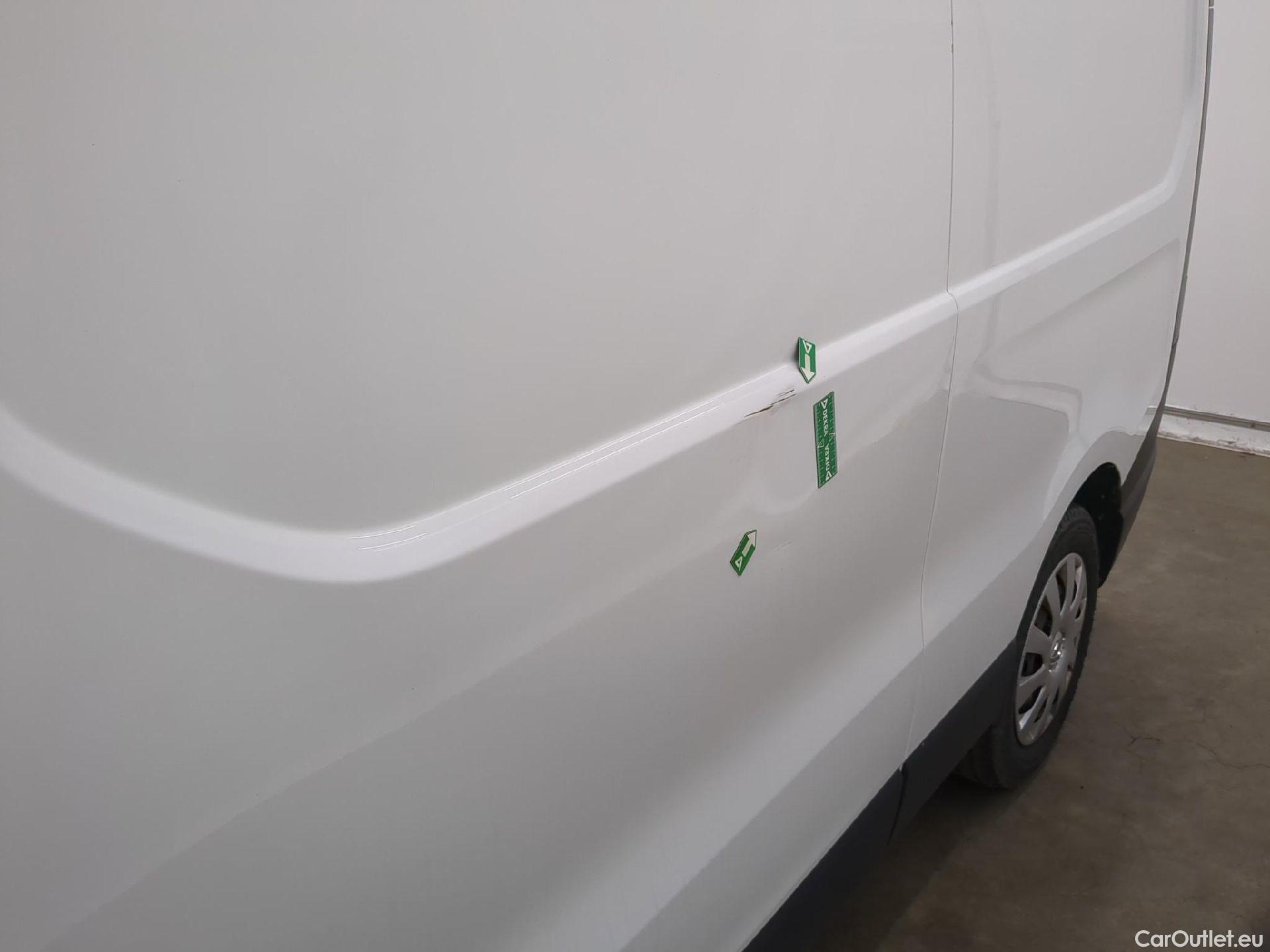  Renault  Trafic  Fourgon Grand Confort L2H1 1200 1.6 dCi 125CV BVM6 E6 #22