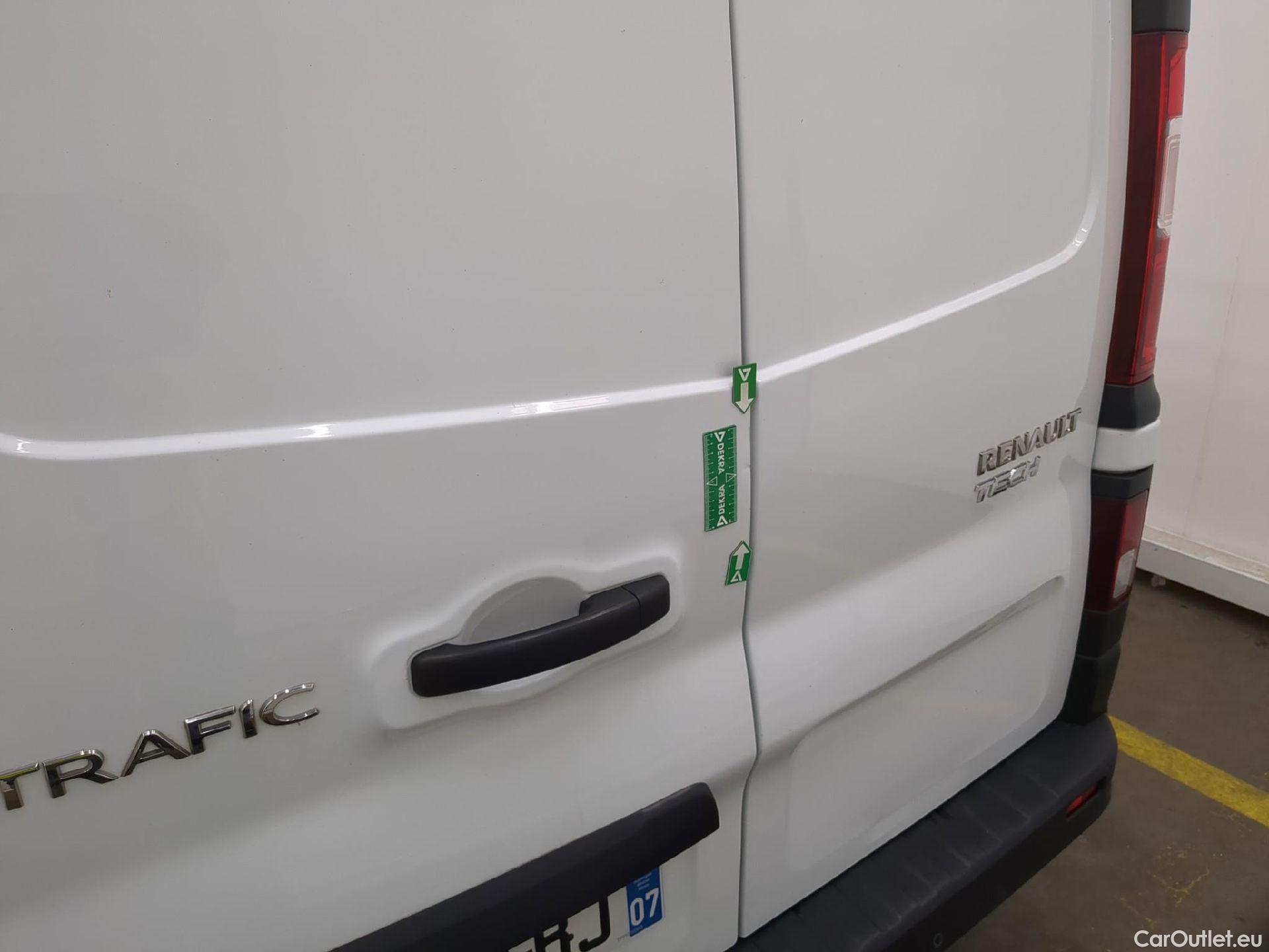  Renault  Trafic  Fourgon Grand Confort L2H1 1200 1.6 dCi 125CV BVM6 E6 #24