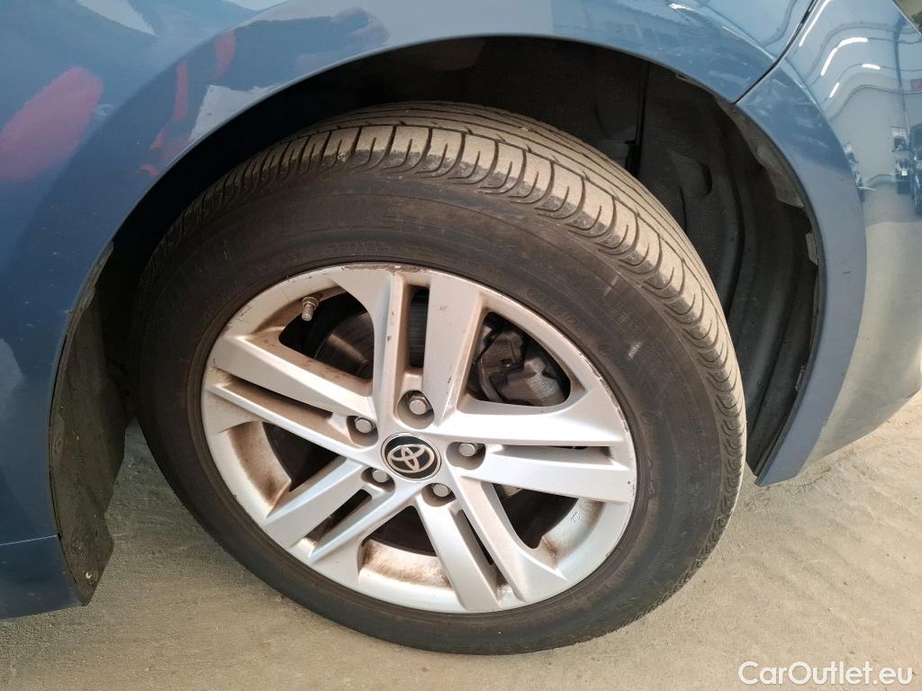  Toyota  Corolla TOYOTA  Touring Sports / 2018 / 5P / Break Hybride 122h Dynamic Business Supp Lomb #22