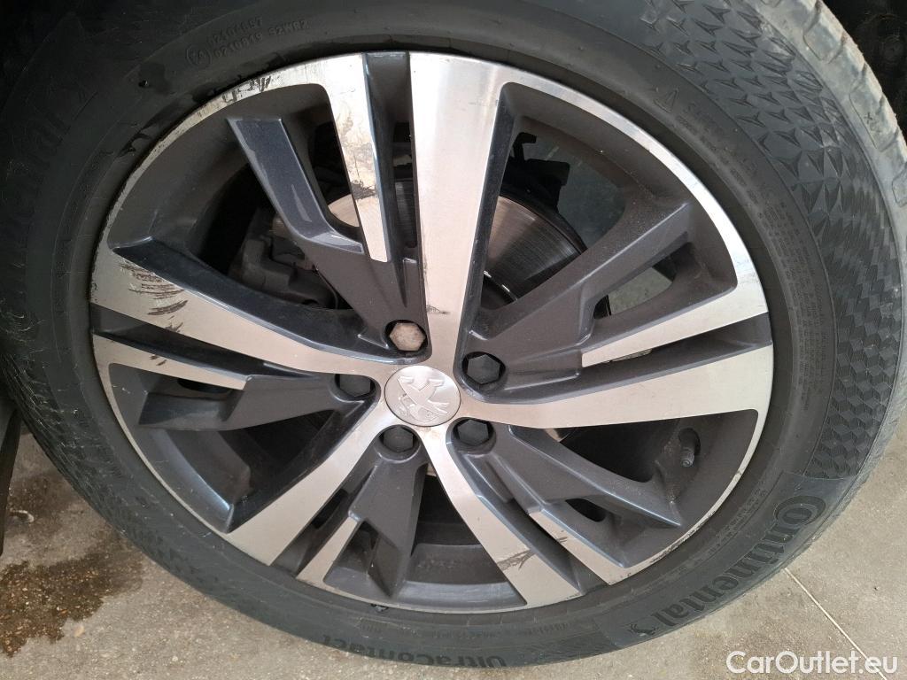  Peugeot  5008  Allure Business 1.5 HDi 130CV BVA8 E6d #20