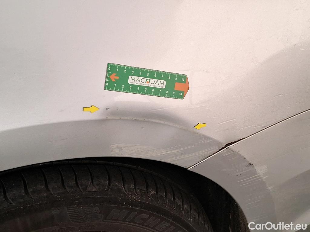  Volkswagen  Golf  VOLKSWAGEN SW / 2017 / 5P / Break 1.6 TDI 115 Conforrtline Business TVU #18