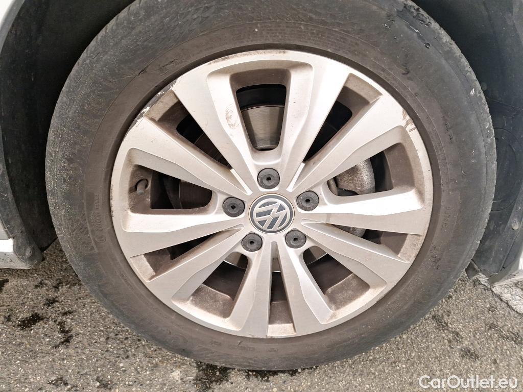  Volkswagen  Golf  VOLKSWAGEN SW / 2017 / 5P / Break 1.6 TDI 115 Conforrtline Business TVU #70