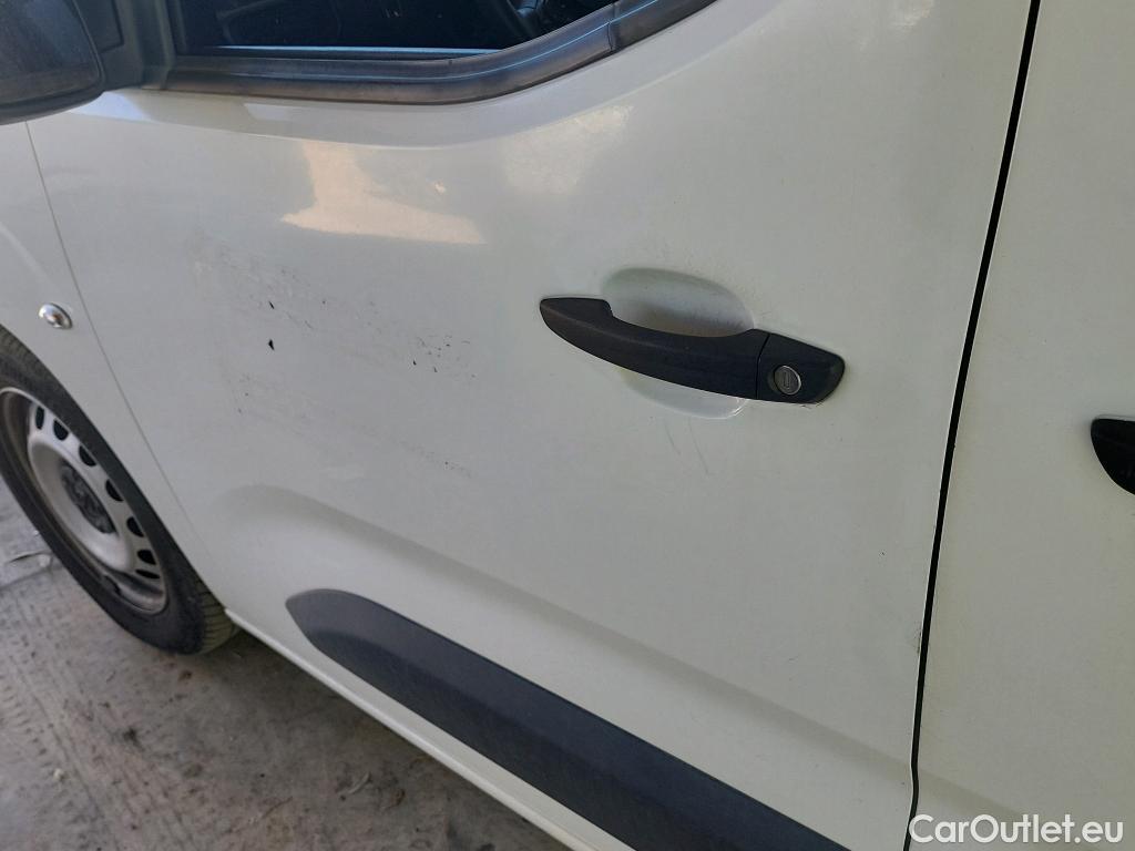  Opel  Combo  E Cargo Express carga incrementada 1.6 100CV MT5 E6 #33