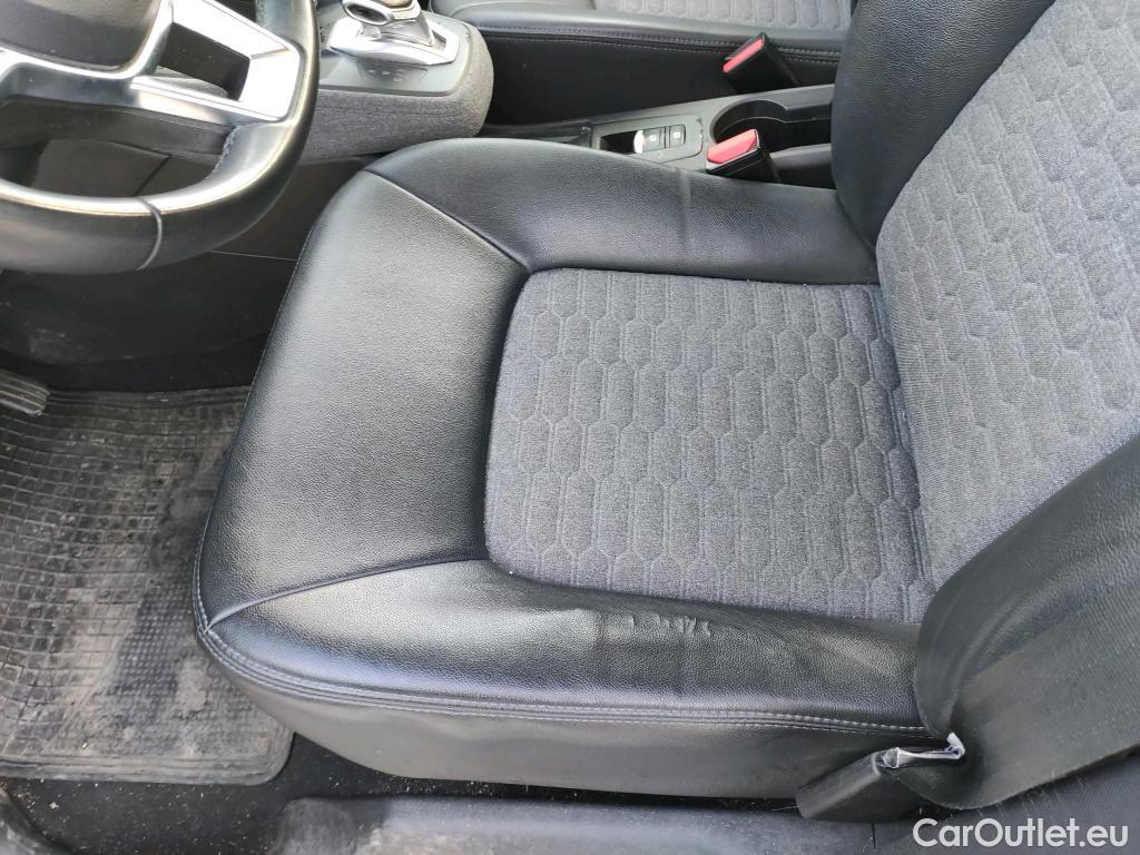  Renault  Zoe RENAULT  / 2019 / 5P / berlina con portón Intens 100 kW R135 Batería 50kWh #1