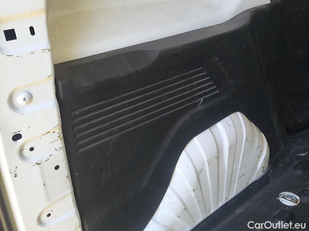  Opel  Combo  E Cargo Express carga incrementada 1.6 100CV MT5 E6 #21