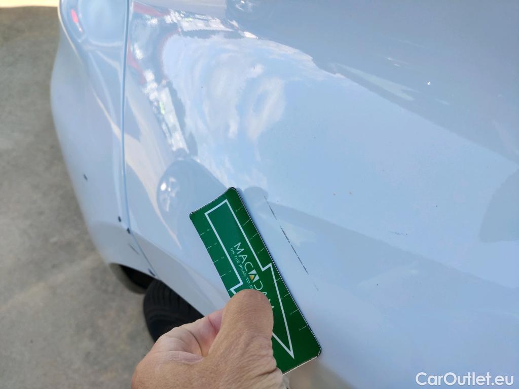  Renault  Zoe RENAULT  / 2019 / 5P / berlina con portón Intens 100 kW R135 Batería 50kWh #30