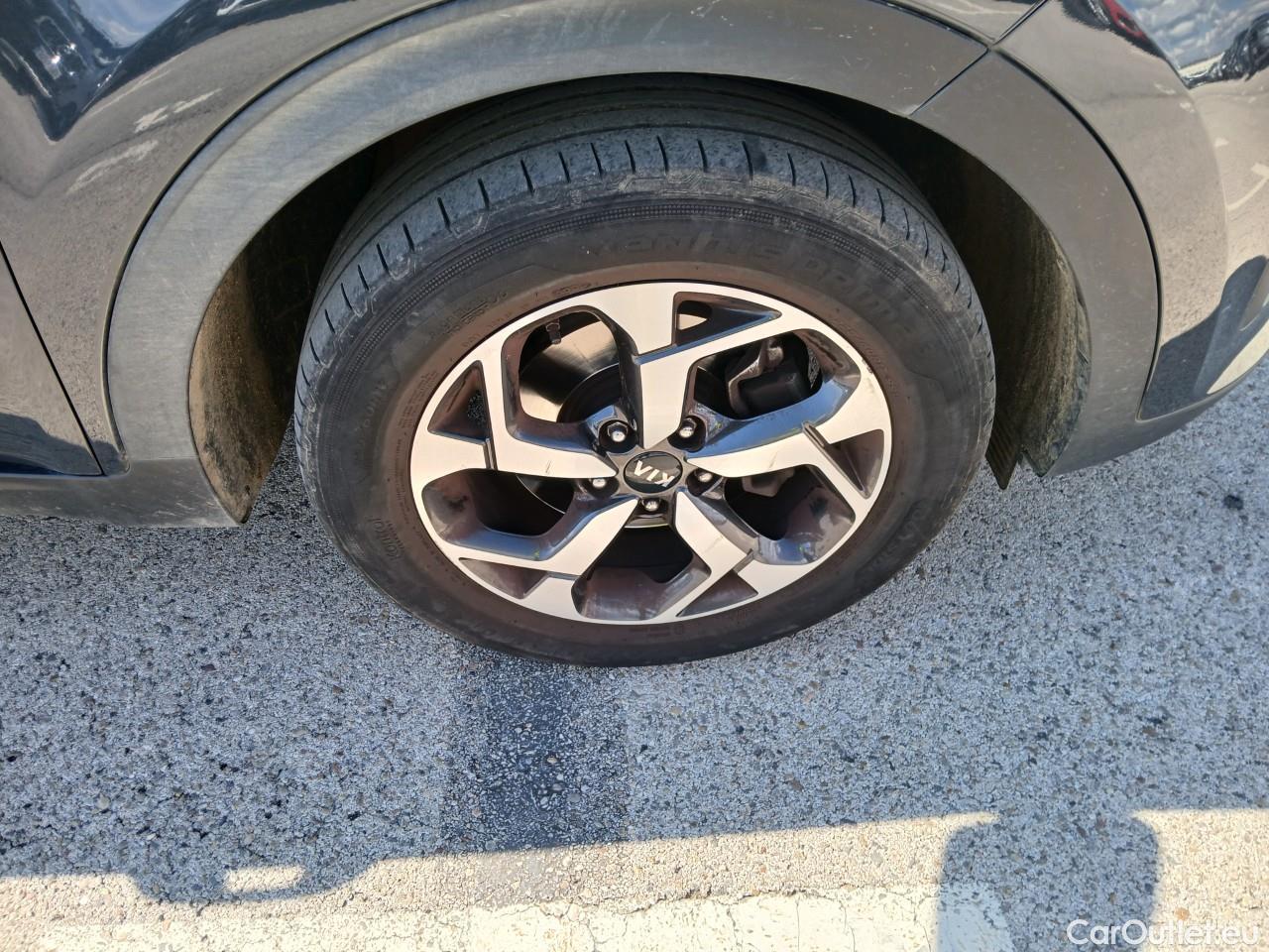  KIA  Sportage KIA  / 2018 / 5P / todoterreno 1.6 MHEV Drive Plus 100kW (136CV) 4x2 #3