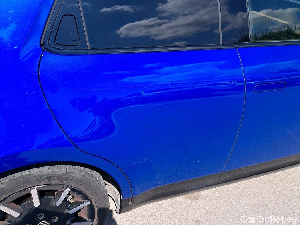  Honda  E HONDA Honda  / 2019 / 5P / brlina con portón Advanc Llantas 17