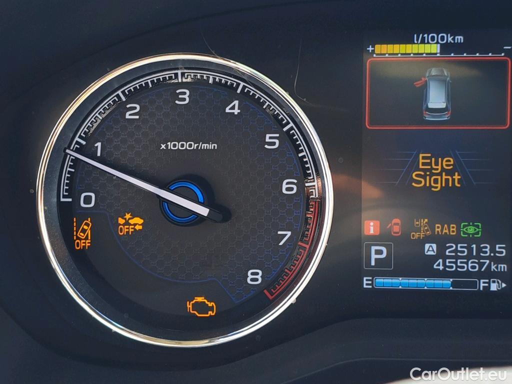  Land Rover  Discovery SUBARU Forester / 2019 / 5P / todoterreno 2.0i Hybrid CVT Executive Plus #17