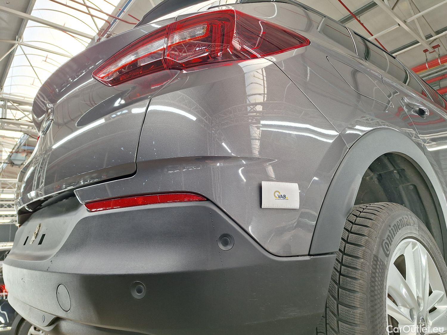  Opel   Grandland X Opel, '17, Opel 1.5 Turbo D D S/S AT8 Edition 5d #9