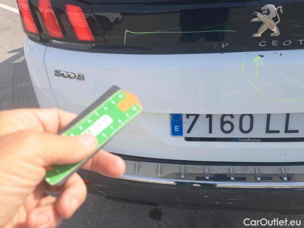  Peugeot  5008  Allure 1.5 130CV AT8 #9