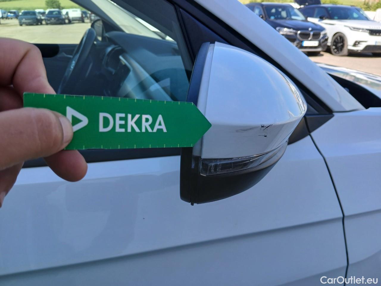  Volkswagen  T-CROSS  Advance 1.0 TSI 110CV AT7 E6d #48