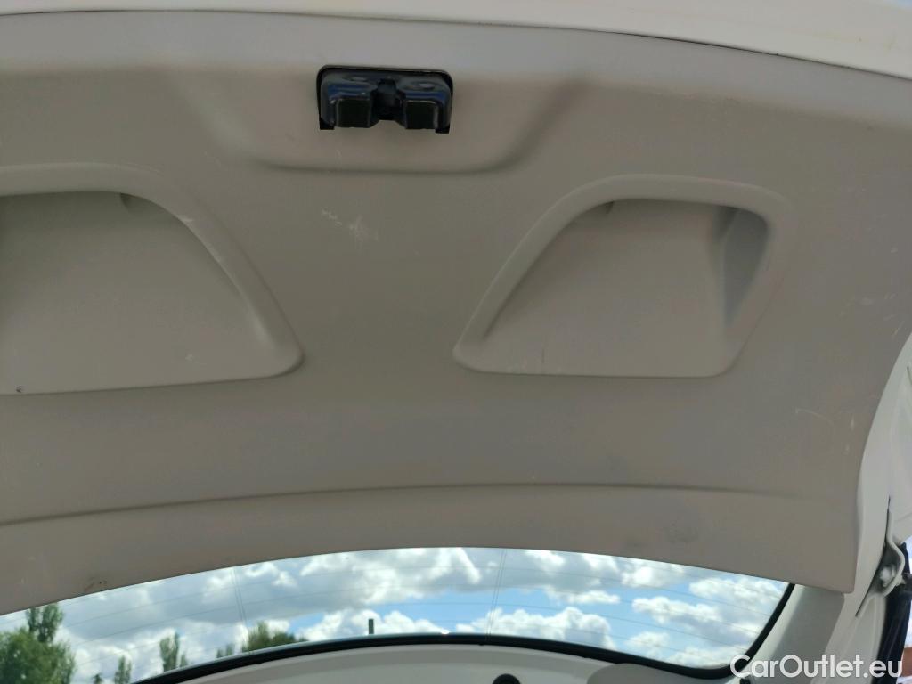  Renault  Zoe RENAULT  / 2019 / 5P / berlina con portón Intens 100 kW R135 Batería 50kWh #39