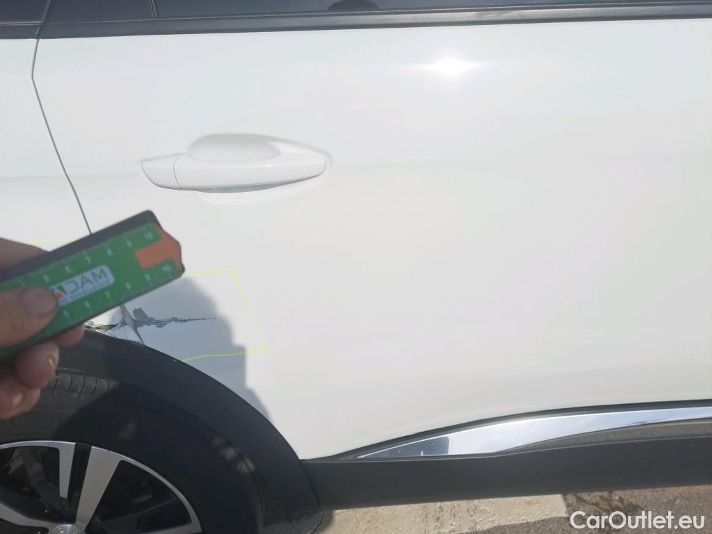  Peugeot  5008  Allure 1.5 130CV AT8 #13