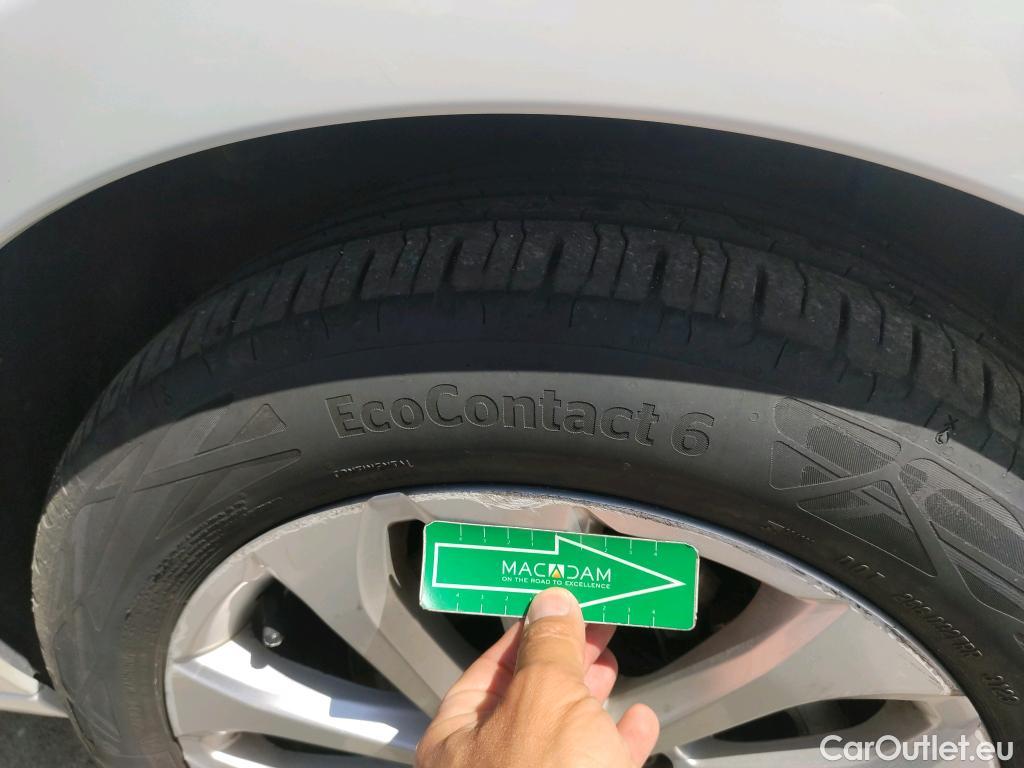  Renault  Zoe RENAULT  / 2019 / 5P / berlina con portón Intens 100 kW R135 Batería 50kWh #28