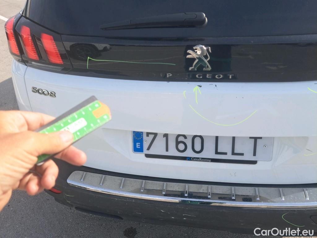  Peugeot  5008  Allure 1.5 130CV AT8 #19