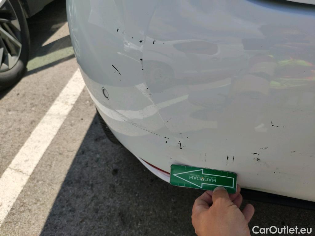  Renault  Zoe RENAULT  / 2019 / 5P / berlina con portón Intens 100 kW R135 Batería 50kWh #49