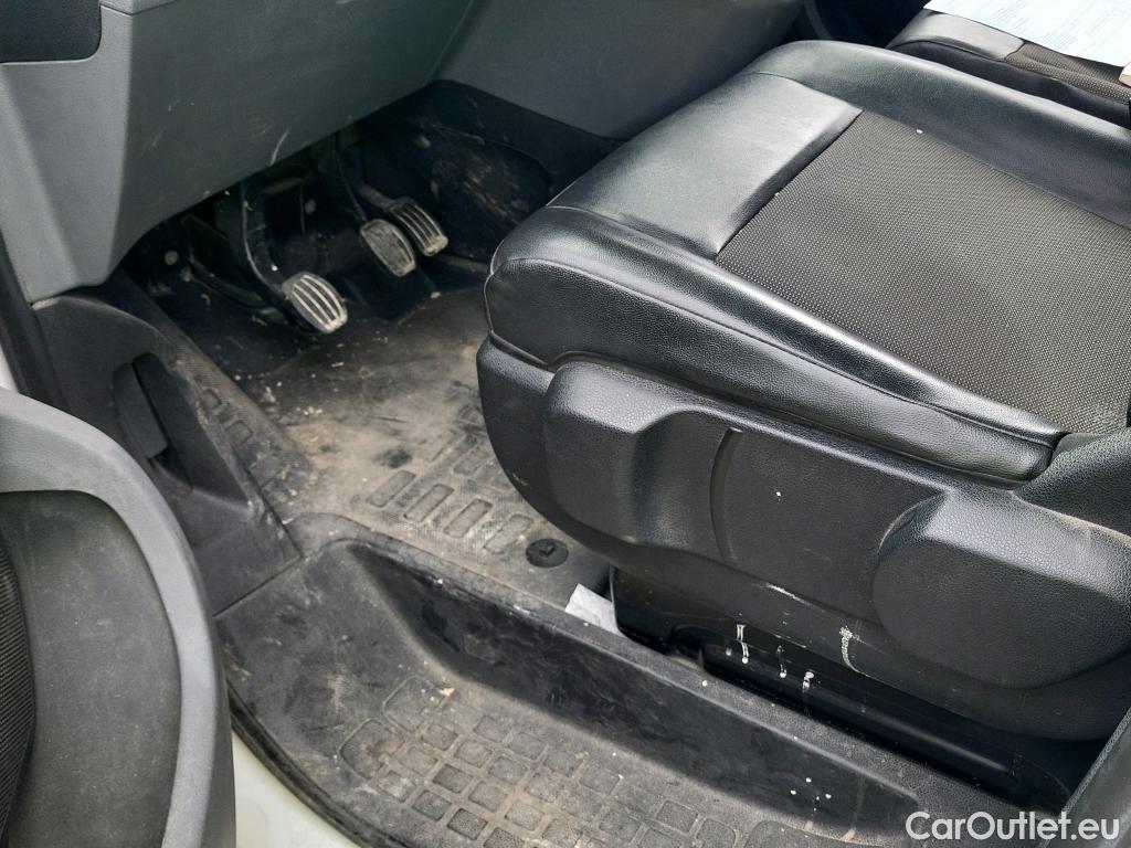  Peugeot  Expert PEUGEOT  / 2016 / 4P / furgón Furgón Pro BlueHDi 85KW (115CV) Standard #47