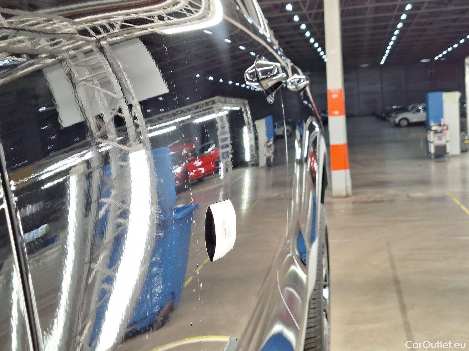  Volvo  XC 40 Volvo, XC40 '17, Volvo XC40 P8 4x4 Recharge R-Design 5d #25