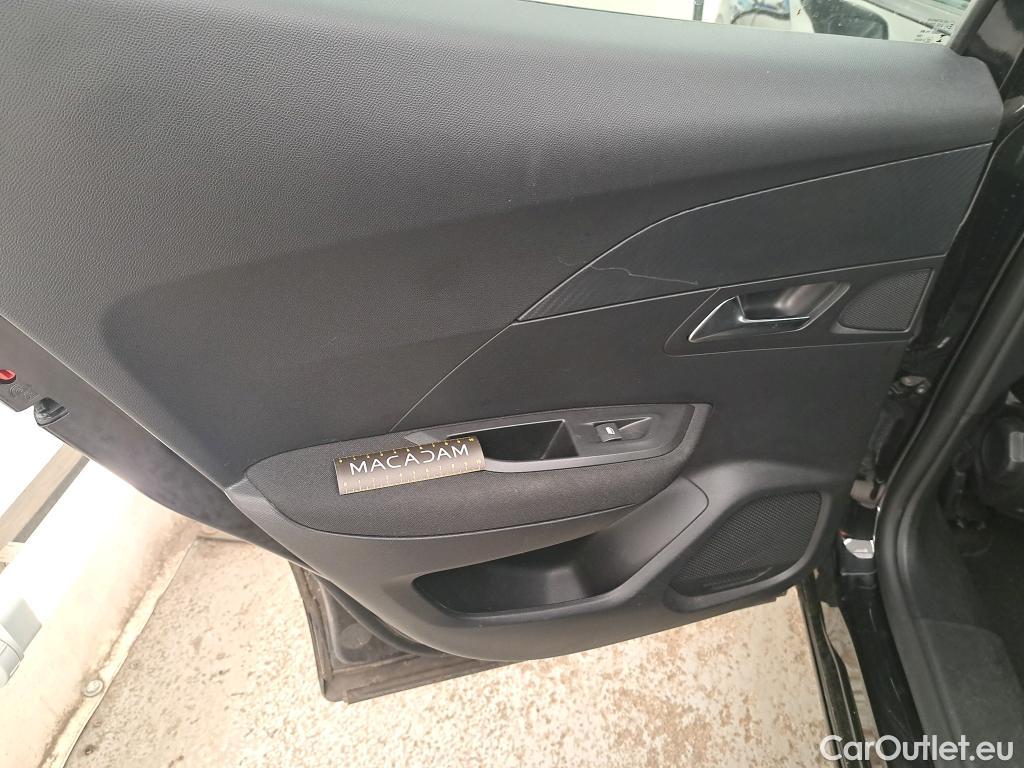  Peugeot  2008  Active Pack 1.2 PureTech 130CV BVA8 E6d #3