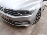  Volkswagen  Passat Volkswagen  Variant 1.5 TSI OPF Elegance Business 5d #38