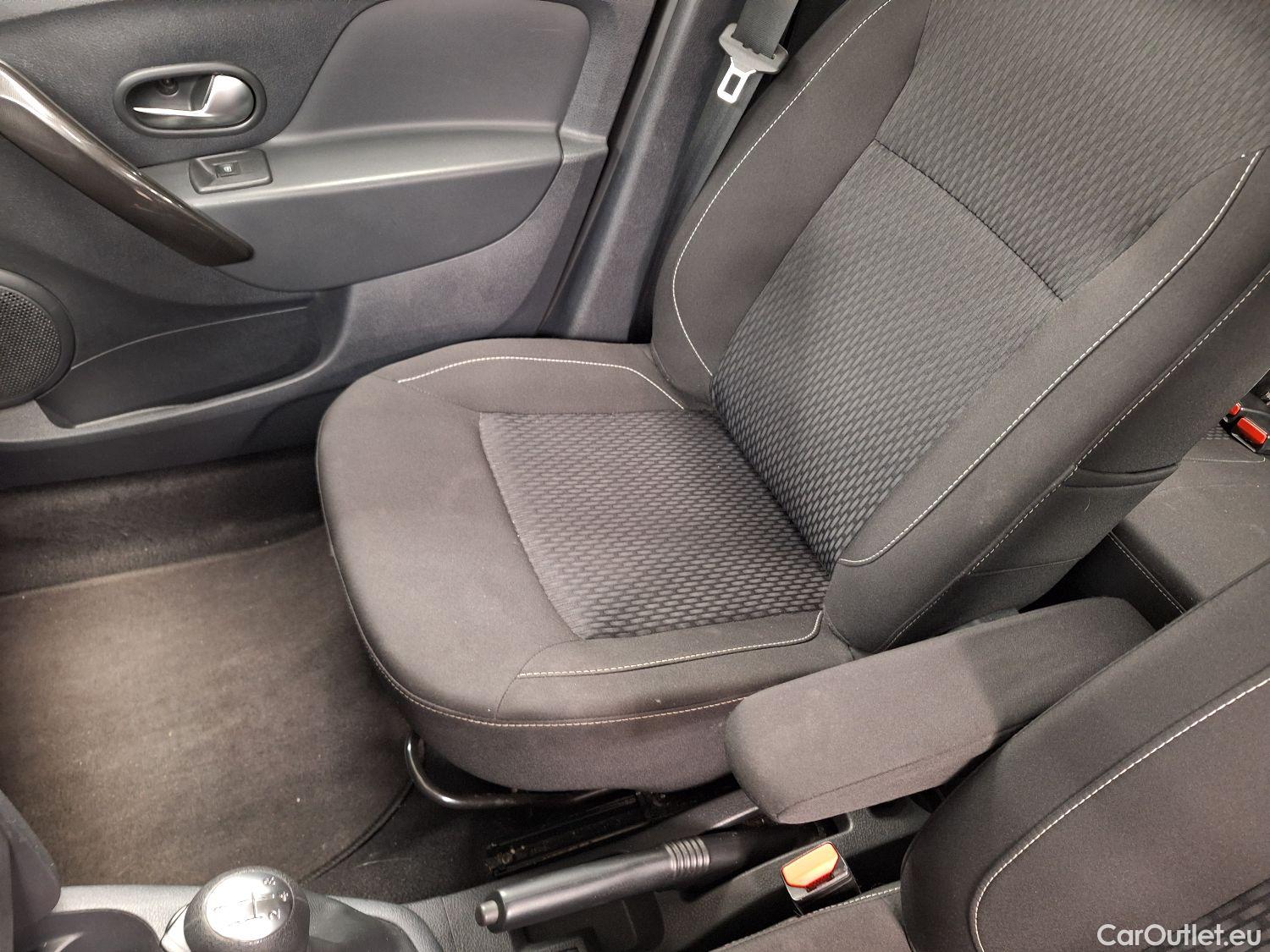  Dacia  Sandero Dacia,  '13, Dacia  1.0 SCe 75 Lauréate 5d #45