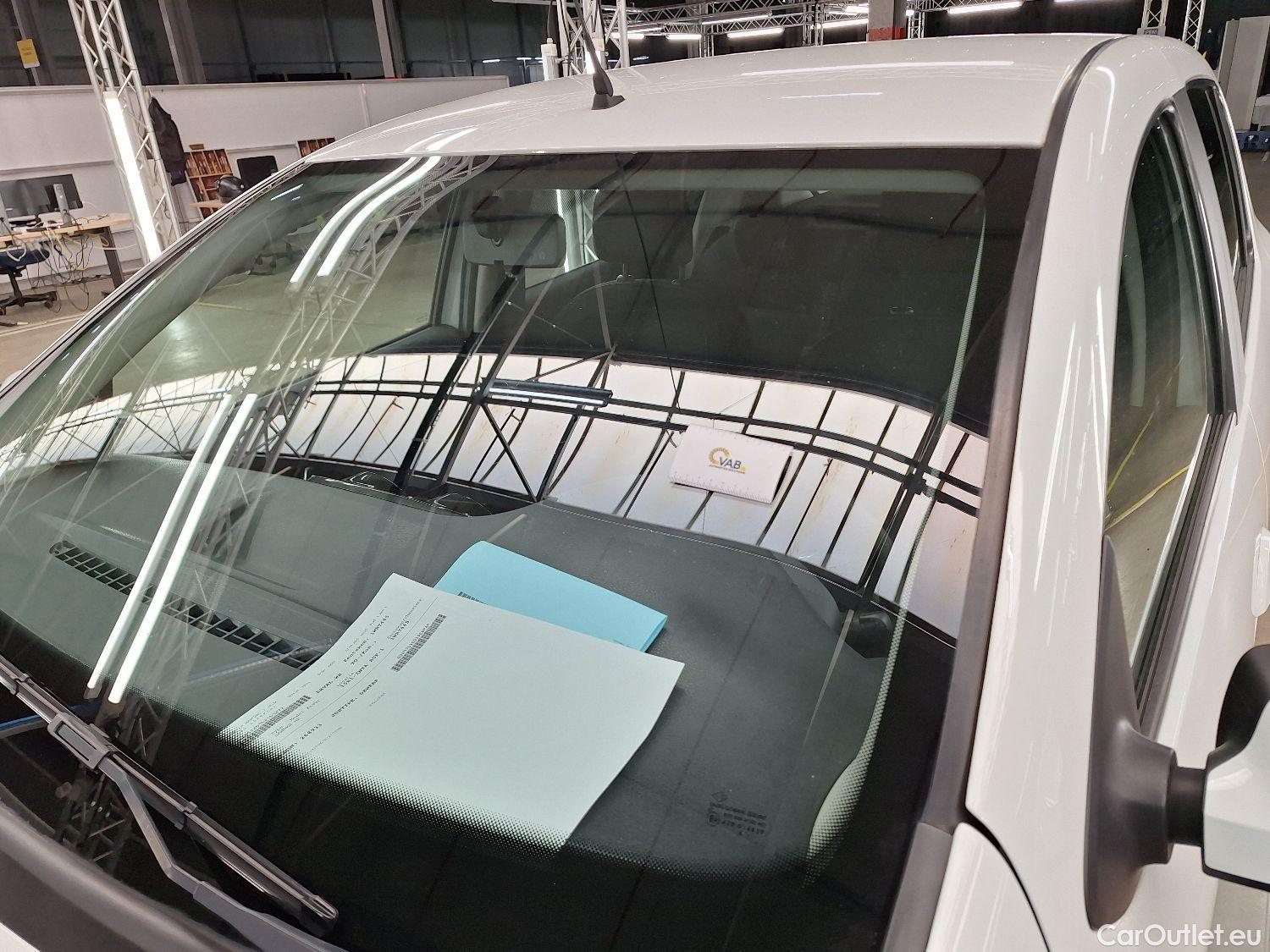  Dacia  Sandero Dacia,  '13, Dacia  1.0 SCe 75 Lauréate 5d #38