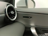  Mercedes  A-Klasse Mercedes-Benz  A 250 e Luxury Line 5d #24