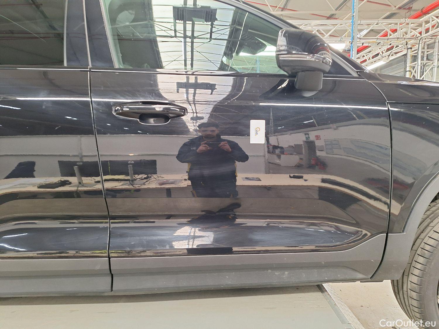  Volvo  XC 40 Volvo, XC40 '17, Volvo XC40 P8 4x4 Recharge R-Design 5d #22