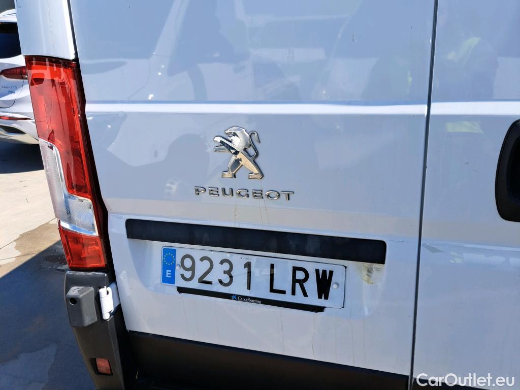 Peugeot  Boxer PEUGEOT  / 2014 / 4P / furgón 333 L2 H1 BHDI 103kW (140CV) S&S 6 V. M (AC) #41